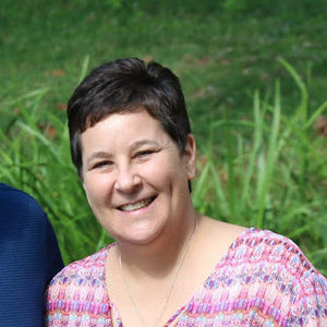 Meet your Posher, Debbie